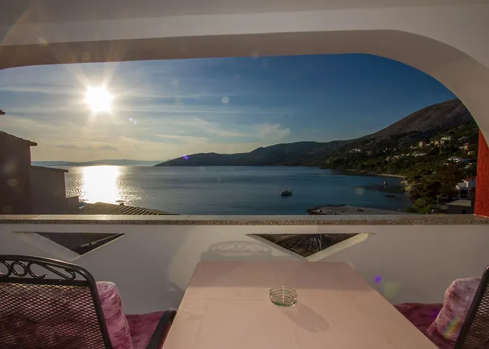 Nadia 게스트하우스 4*