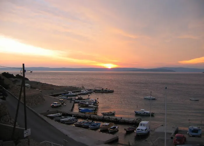 Nadia Pensiune Stara Baška